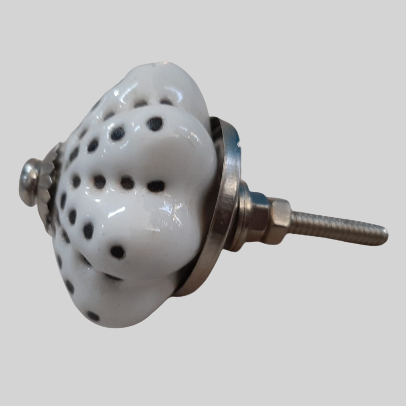 Knob - Black Dotted