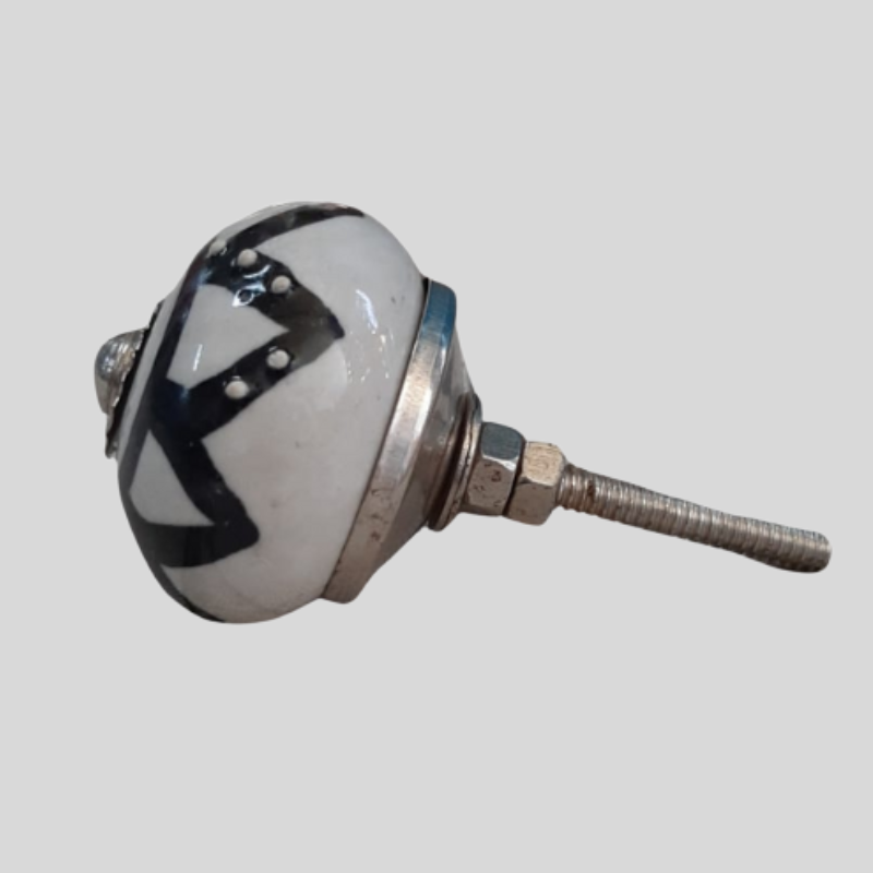 Knob - Black and White