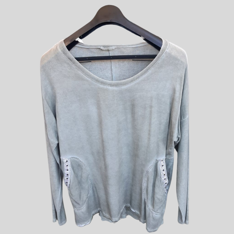 UB Creative - Stars Studded Top