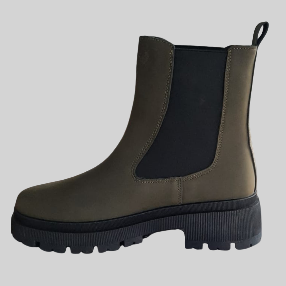 Chelsea Boots