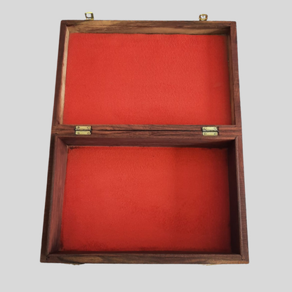 Wooden jewelry box