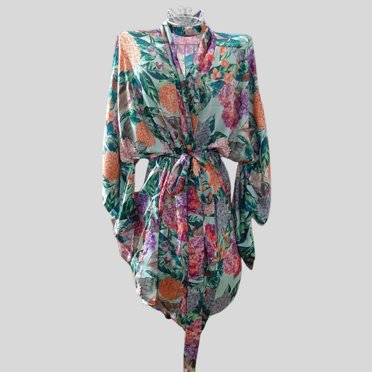Roze Collection - Short Floral Kimono Green